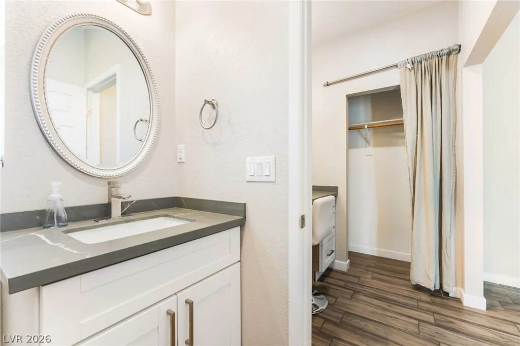 4890 Utah, Las Vegas, NV 89104
