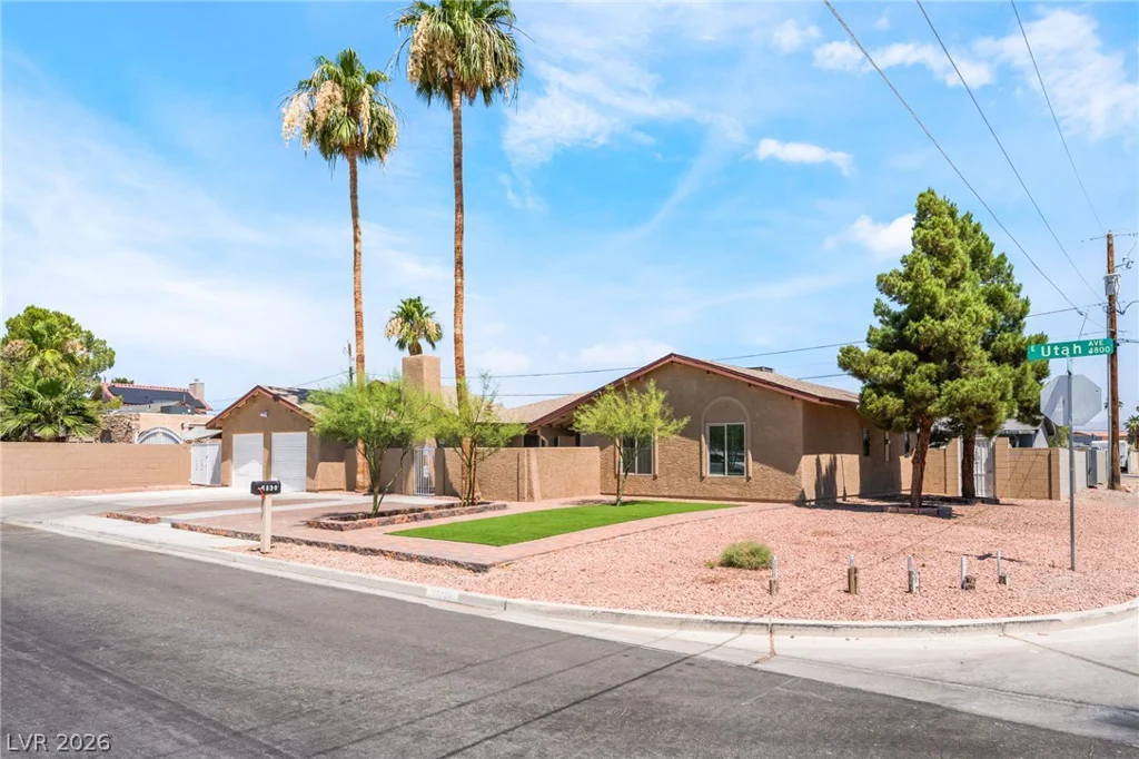 4890 Utah, Las Vegas, NV 89104