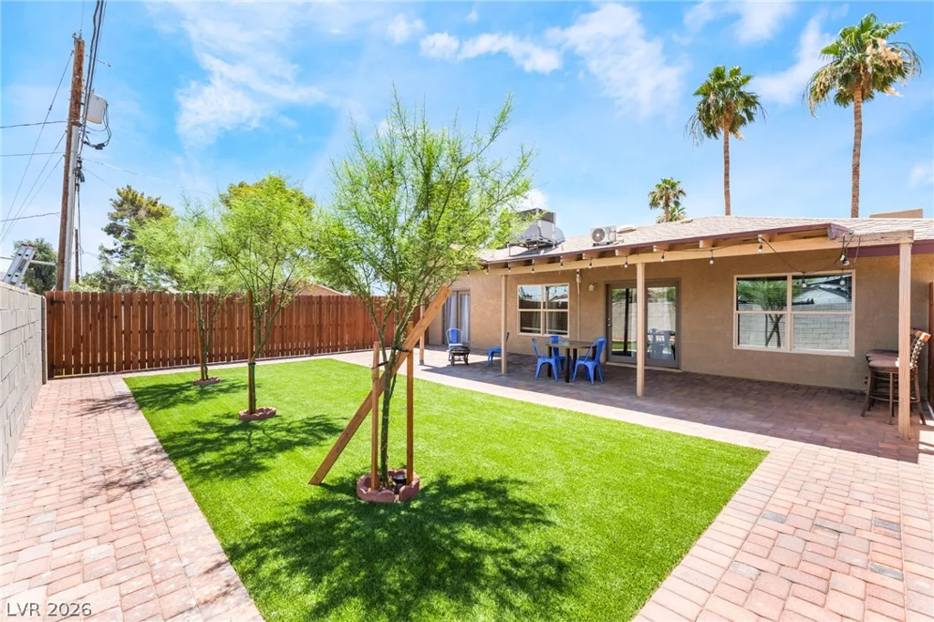 4890 Utah, Las Vegas, NV 89104