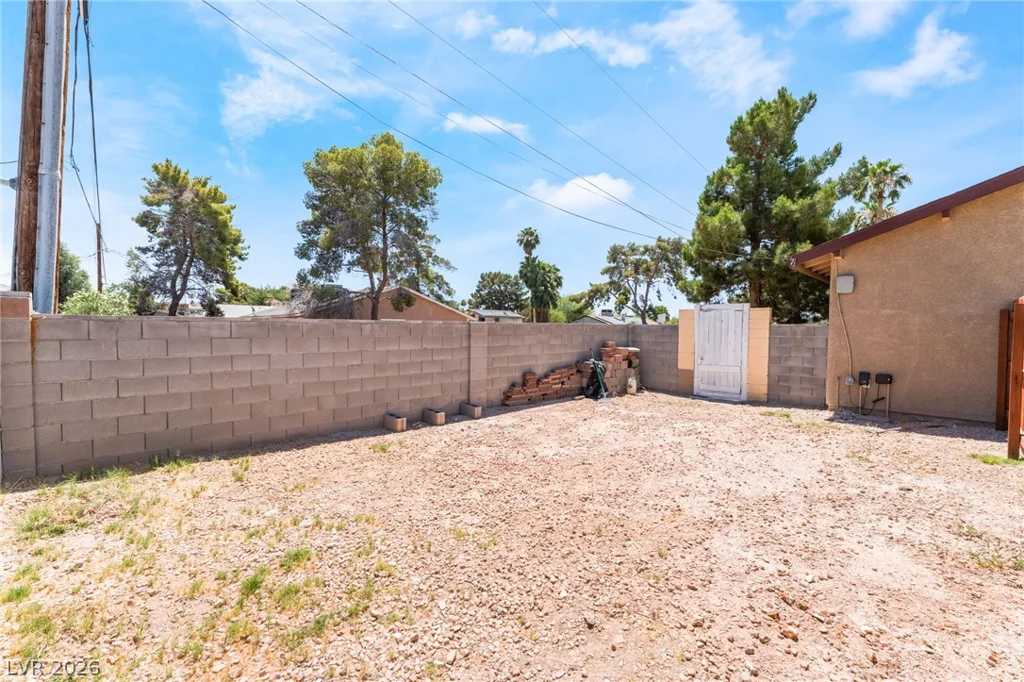 4890 Utah, Las Vegas, NV 89104