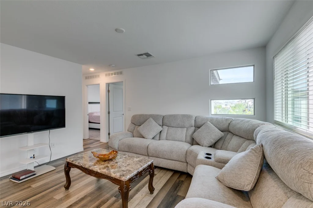 10347 Restless River, Las Vegas, NV 89141