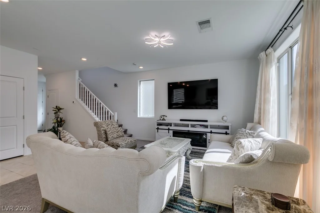 10347 Restless River, Las Vegas, NV 89141