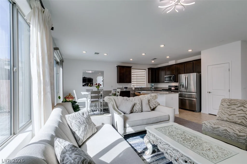 10347 Restless River, Las Vegas, NV 89141