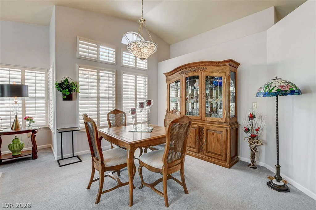 8213 Arch Bay, Las Vegas, NV 89128