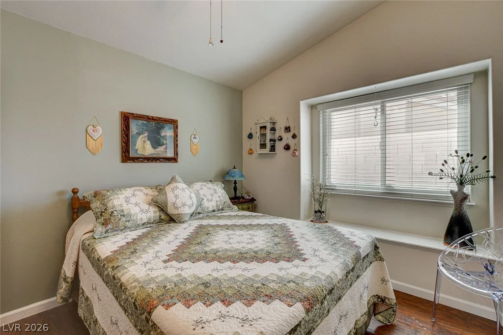 8213 Arch Bay, Las Vegas, NV 89128
