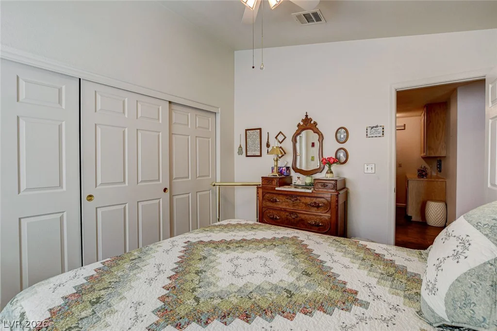 8213 Arch Bay, Las Vegas, NV 89128