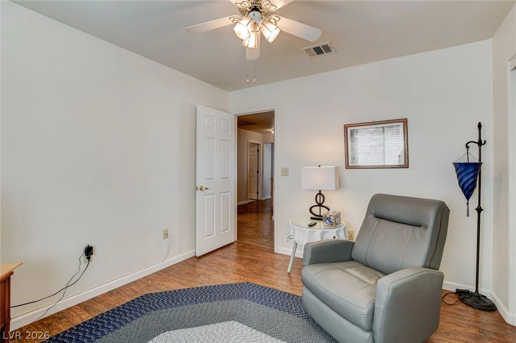 8213 Arch Bay, Las Vegas, NV 89128