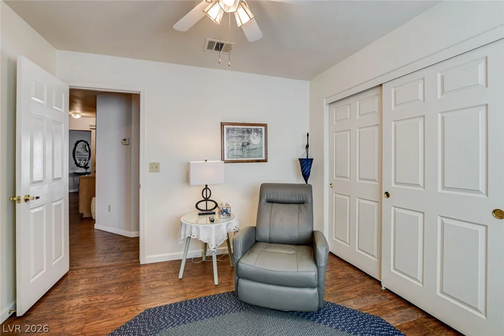8213 Arch Bay, Las Vegas, NV 89128