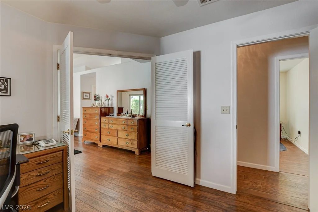 8213 Arch Bay, Las Vegas, NV 89128