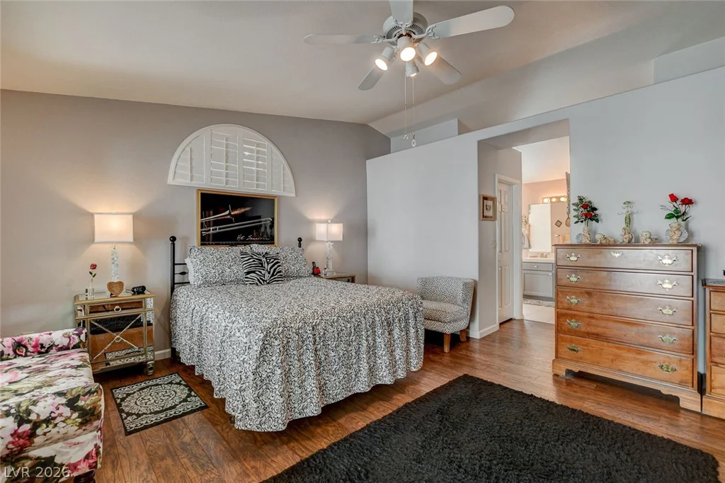 8213 Arch Bay, Las Vegas, NV 89128