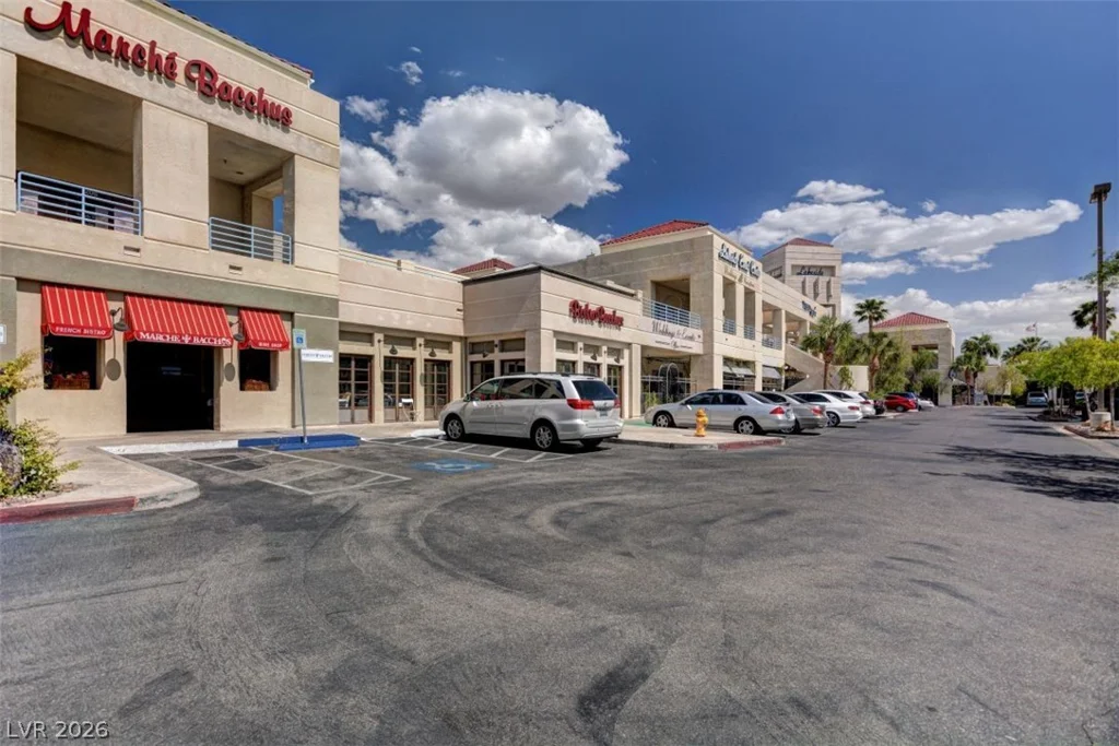 8213 Arch Bay, Las Vegas, NV 89128