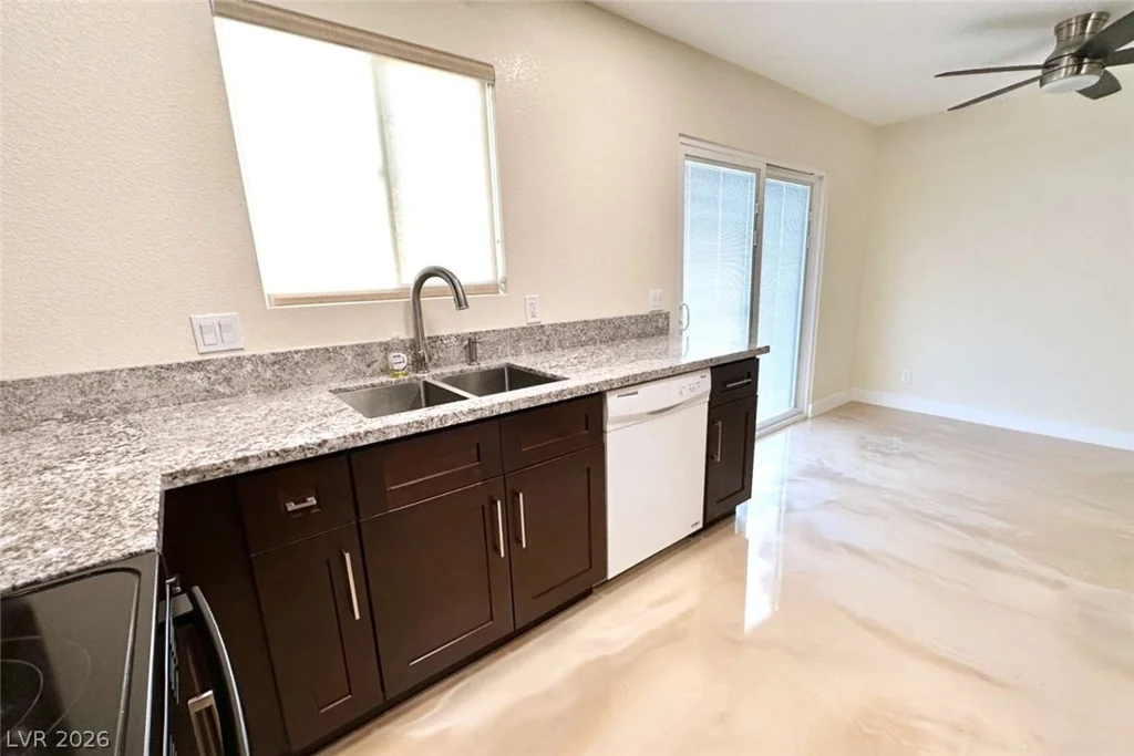 607 Oldham, Henderson, NV 89014