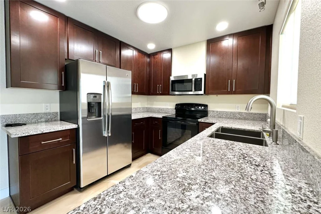 607 Oldham, Henderson, NV 89014