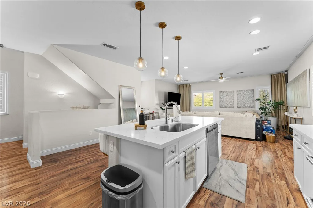 8961 Harmony Hall, Las Vegas, NV 89178