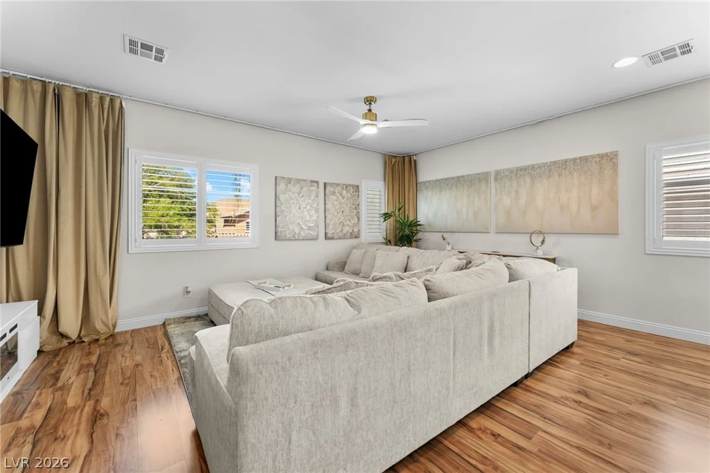 8961 Harmony Hall, Las Vegas, NV 89178
