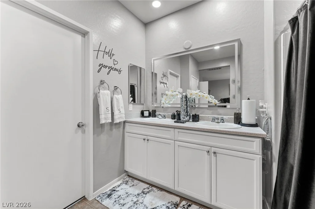 8961 Harmony Hall, Las Vegas, NV 89178