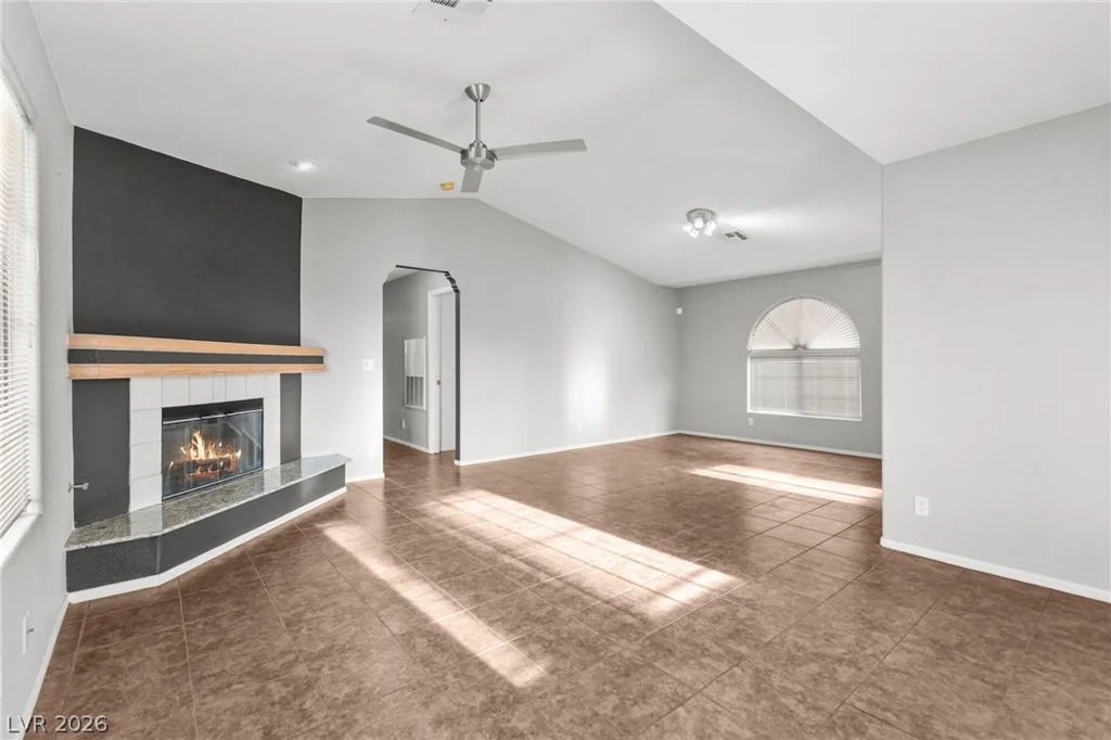 6812 Elm Creek, Las Vegas, NV 89108