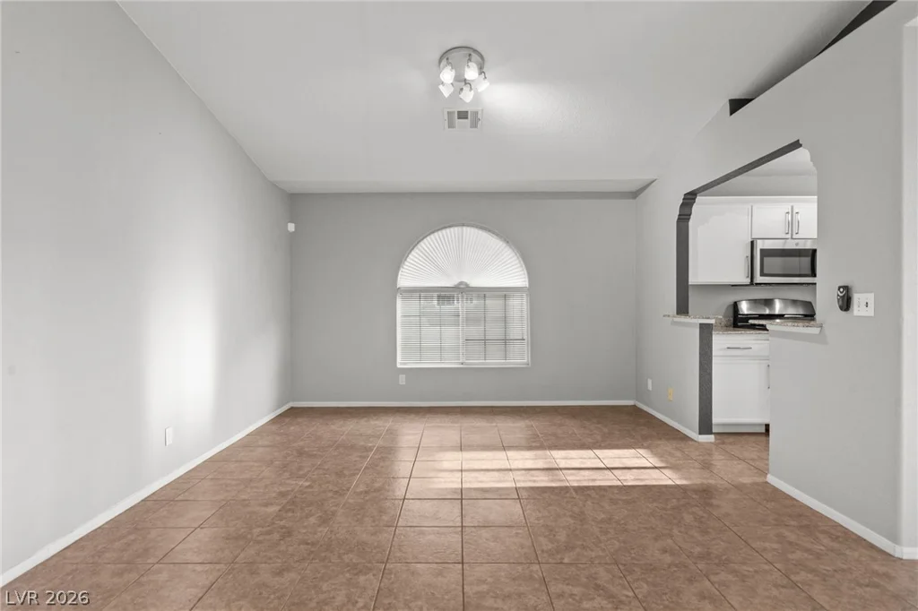 6812 Elm Creek, Las Vegas, NV 89108