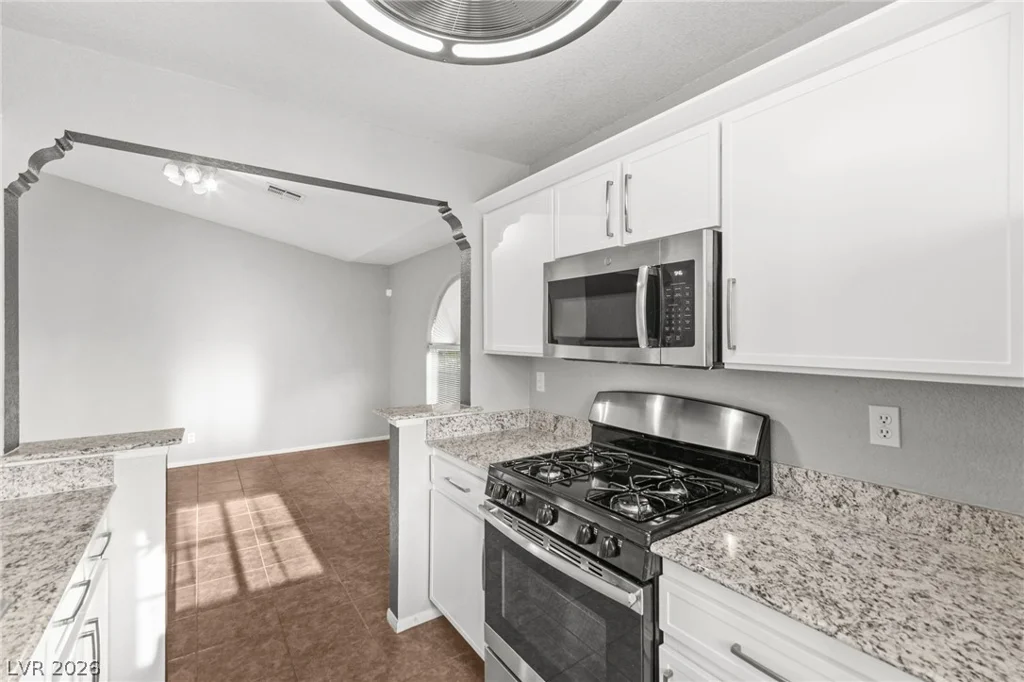 6812 Elm Creek, Las Vegas, NV 89108