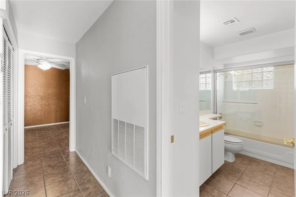 6812 Elm Creek, Las Vegas, NV 89108