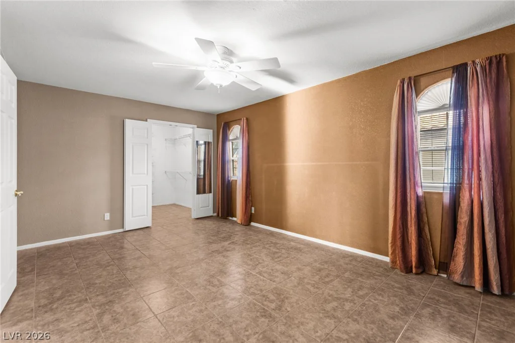 6812 Elm Creek, Las Vegas, NV 89108