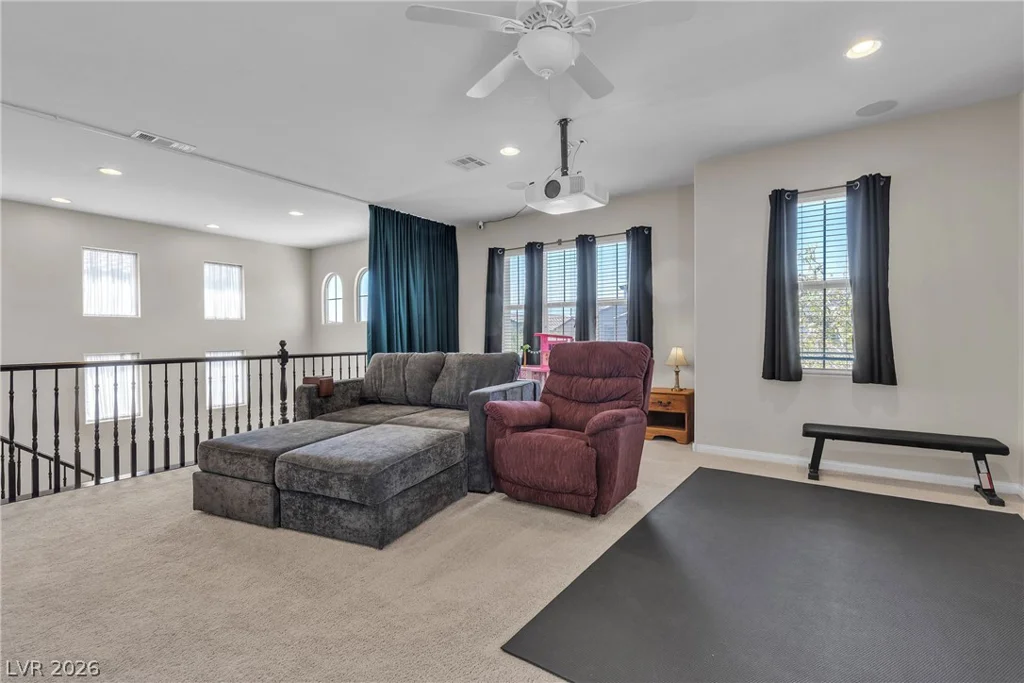 9950 Coyote Echo, Las Vegas, NV 89166