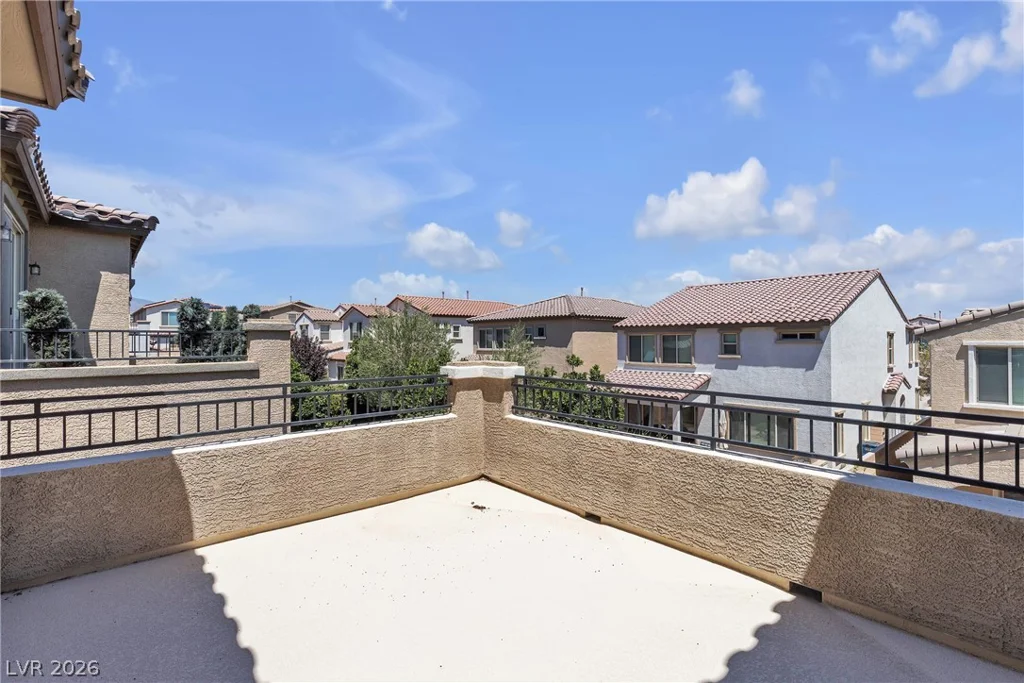 9950 Coyote Echo, Las Vegas, NV 89166