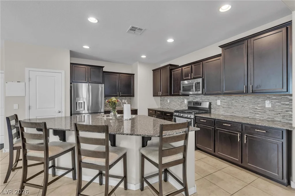 9950 Coyote Echo, Las Vegas, NV 89166