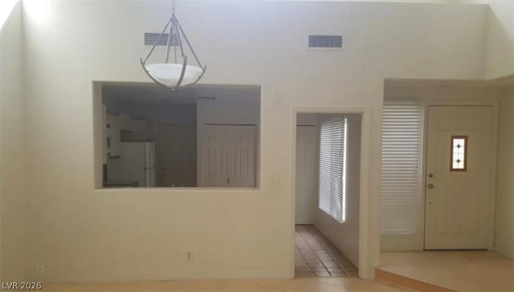 6974 Emerald Springs, Las Vegas, NV 89113