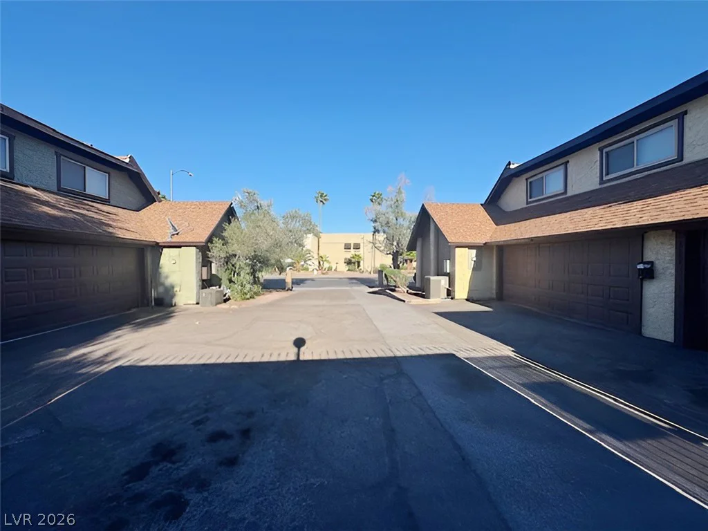 3181 Arville, Las Vegas, NV 89102