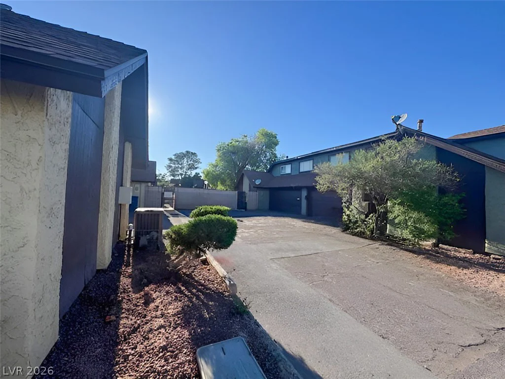 3181 Arville, Las Vegas, NV 89102