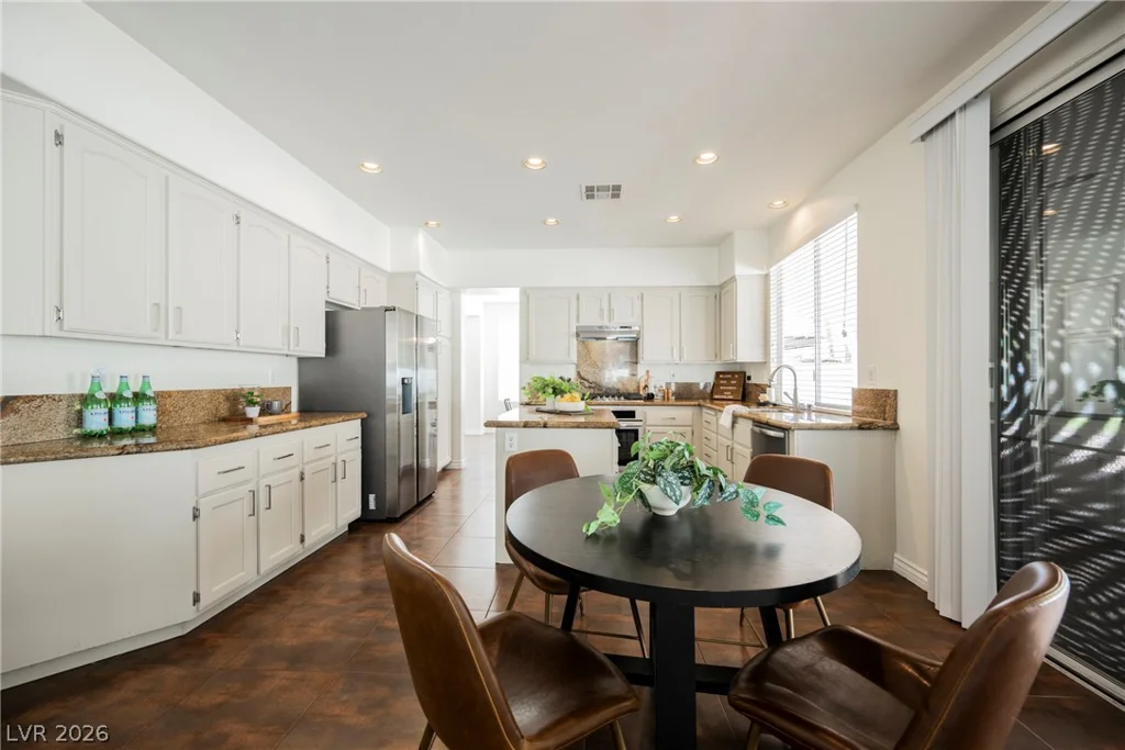 6149 Rising, North Las Vegas, NV 89031