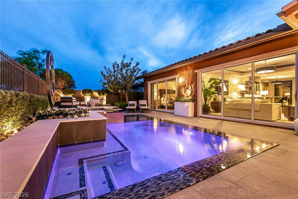 282 Lindura, Las Vegas, NV 89138