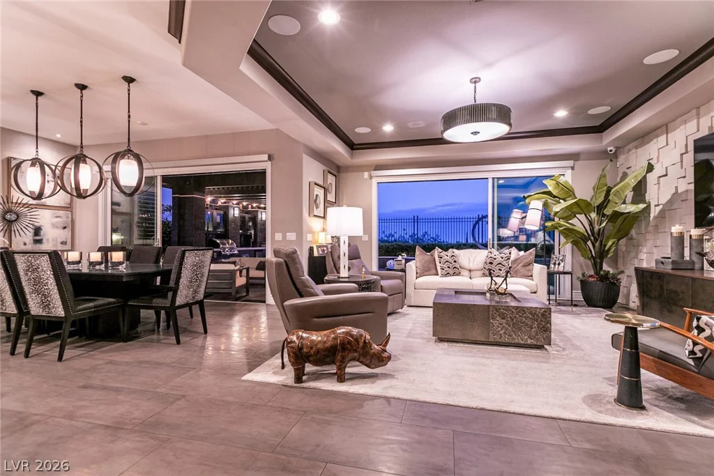 282 Lindura, Las Vegas, NV 89138
