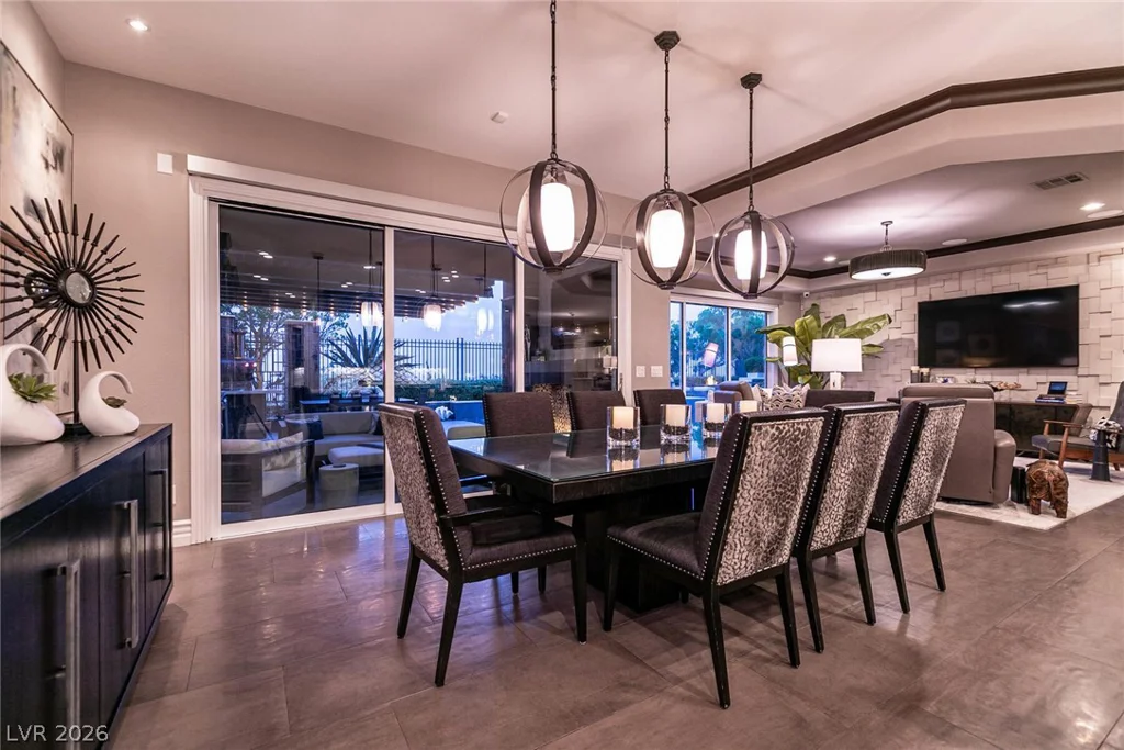 282 Lindura, Las Vegas, NV 89138