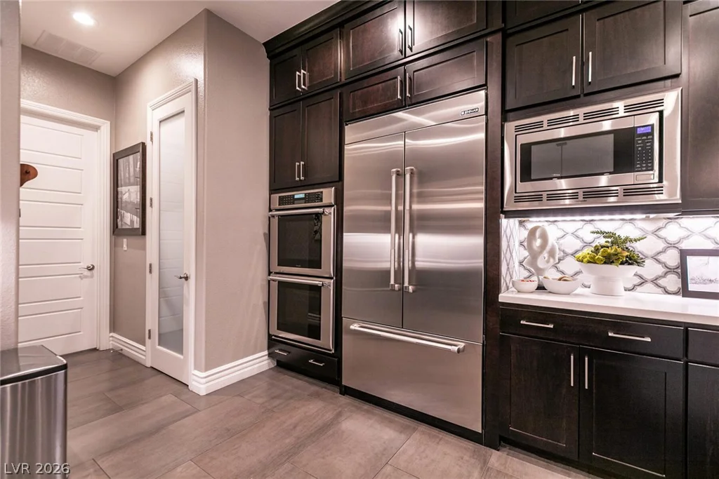 282 Lindura, Las Vegas, NV 89138
