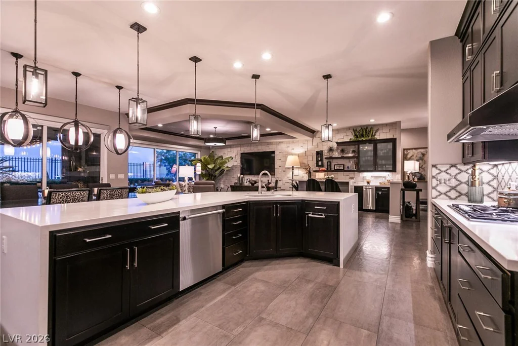 282 Lindura, Las Vegas, NV 89138