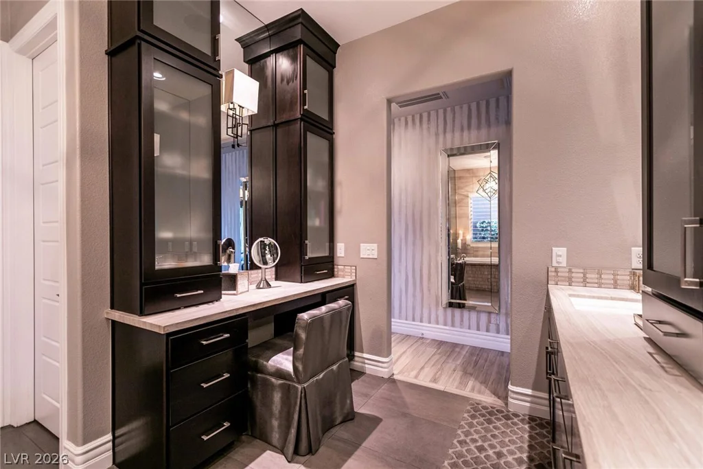 282 Lindura, Las Vegas, NV 89138