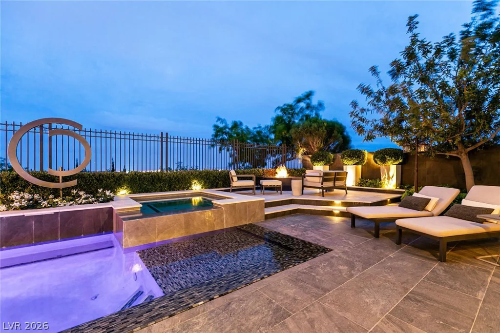 282 Lindura, Las Vegas, NV 89138