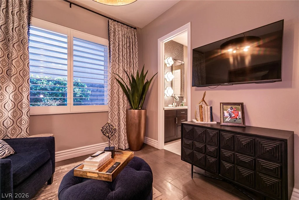 282 Lindura, Las Vegas, NV 89138