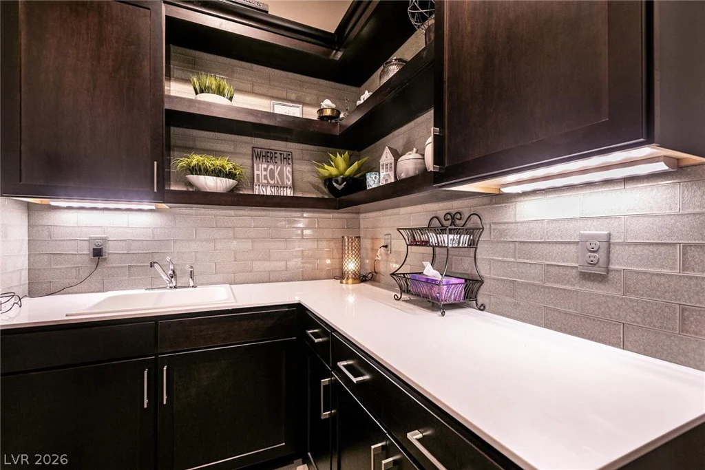282 Lindura, Las Vegas, NV 89138