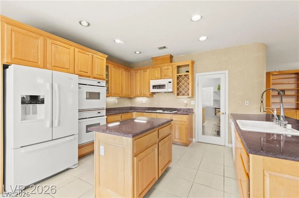 9509 Camino Capistrano, Las Vegas, NV 89147