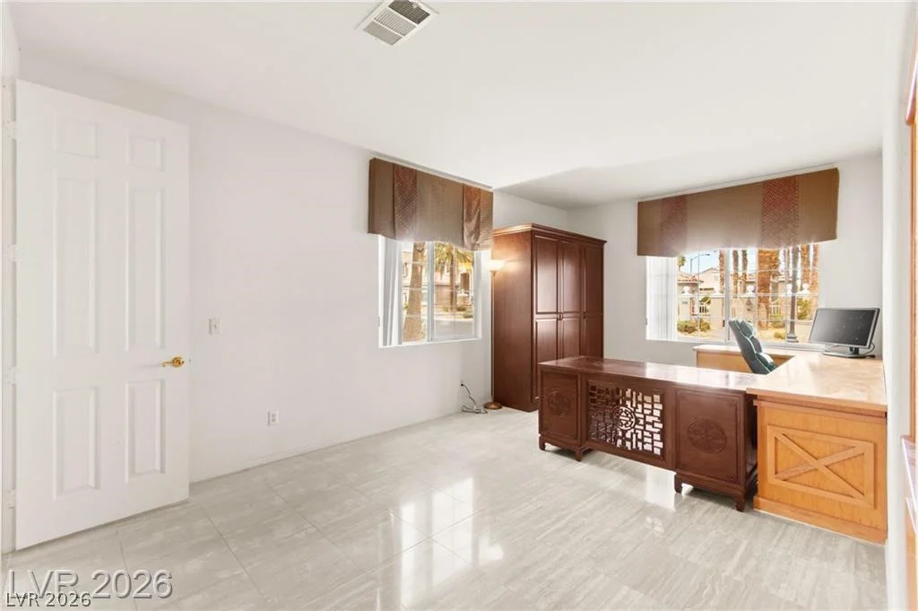 9509 Camino Capistrano, Las Vegas, NV 89147