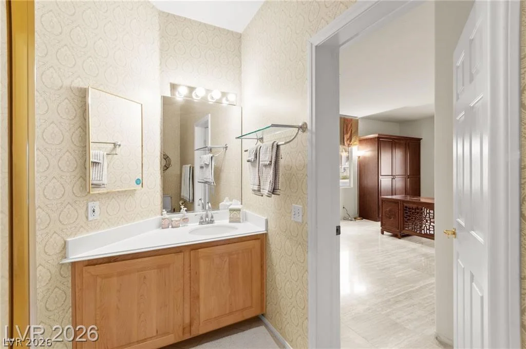 9509 Camino Capistrano, Las Vegas, NV 89147