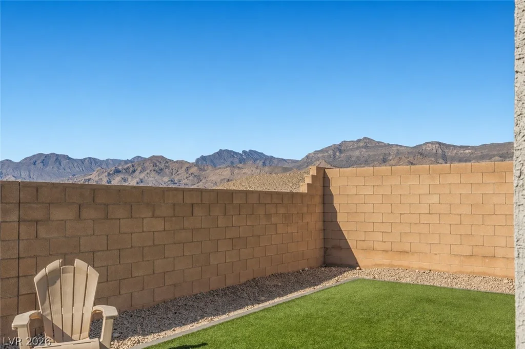 10991 Bristol Park, Las Vegas, NV 89166
