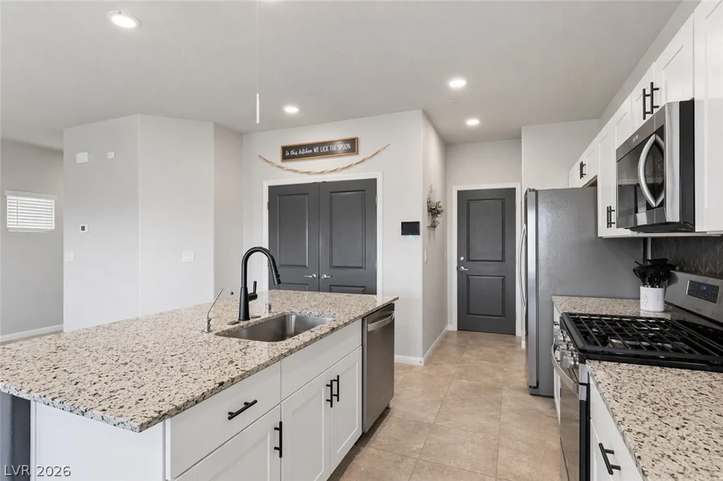 10991 Bristol Park, Las Vegas, NV 89166