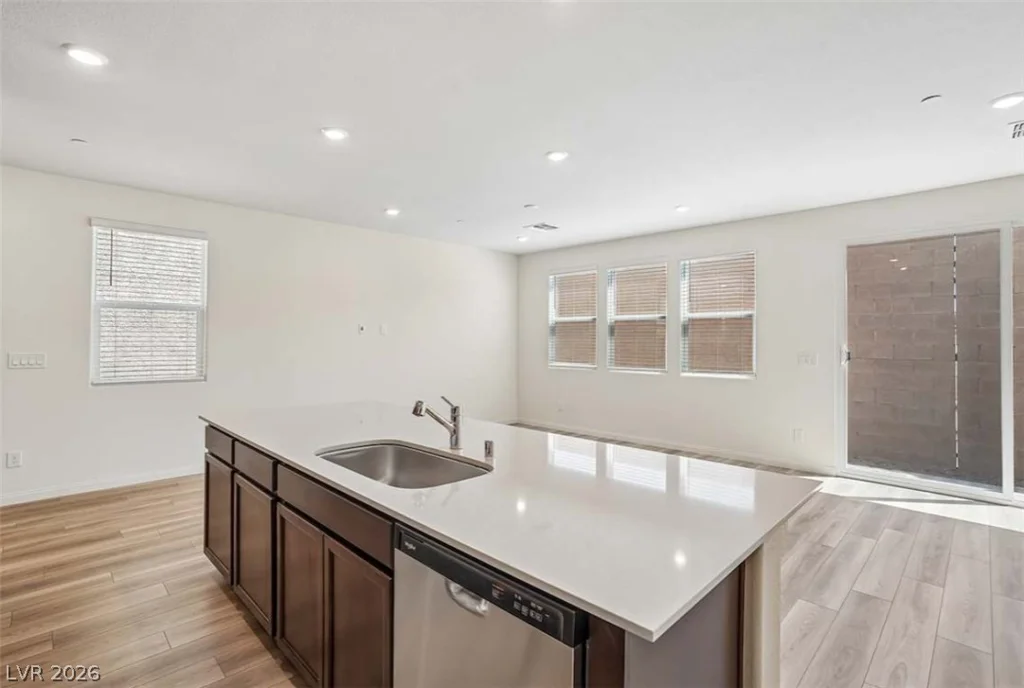 2662 Brazos Hills, Las Vegas, NV 89121