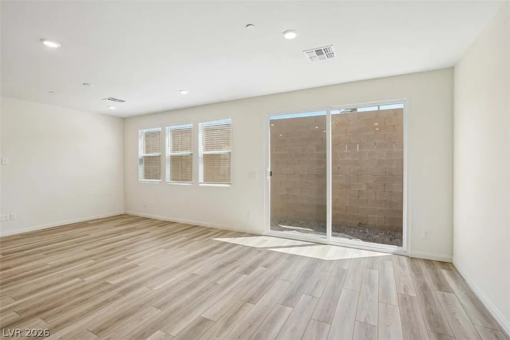 2662 Brazos Hills, Las Vegas, NV 89121