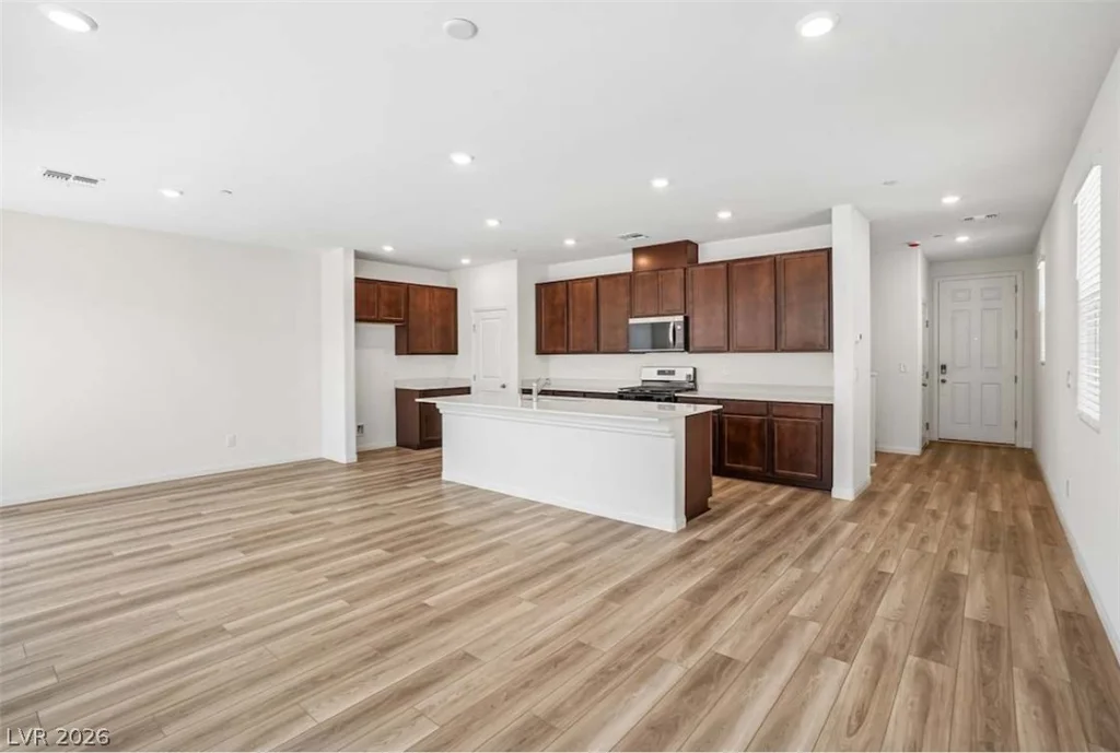 2662 Brazos Hills, Las Vegas, NV 89121