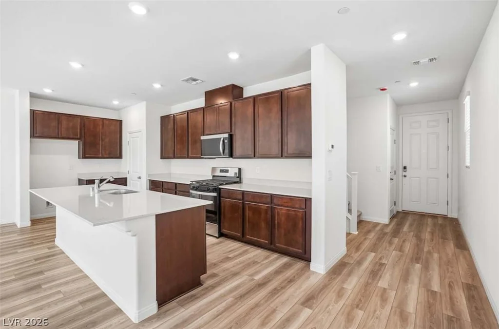 2662 Brazos Hills, Las Vegas, NV 89121